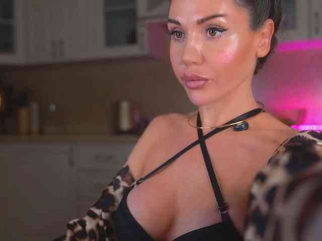 -MEOW-, live webcam girl, age 35, from Россия, streaming now, pijpbeurt, camshow