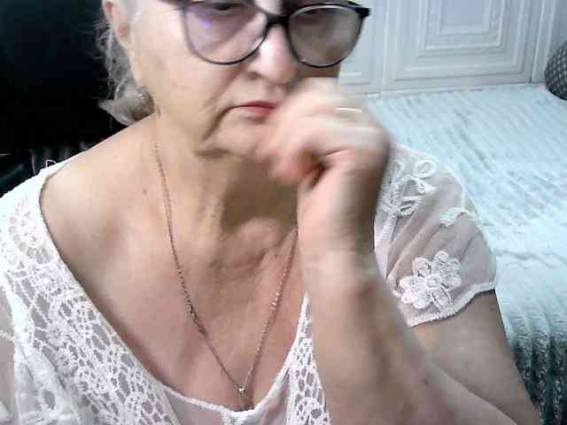 LolkaAlyss, live webcam girl, age 61, from POLAND, streaming now, aziatische massage, chatten
