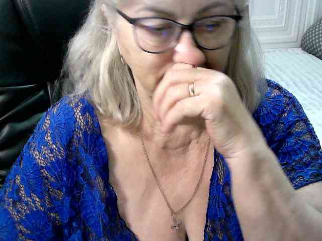 LolkaAlyss, live webcam girl, age 61, from POLAND, streaming now, aziatische massage, chatten