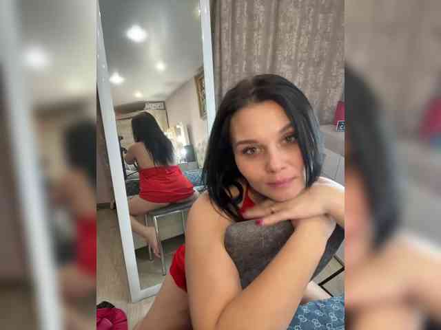 _Milashka_, live webcam girl, age 32, from Россия, streaming now, anaal spelen, kontneuken