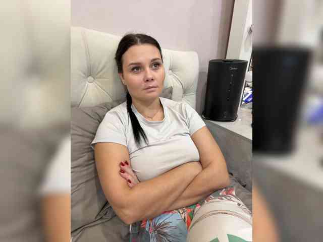 _Milashka_, live webcam girl, age 32, from Россия, streaming now, anaal spelen, kontneuken