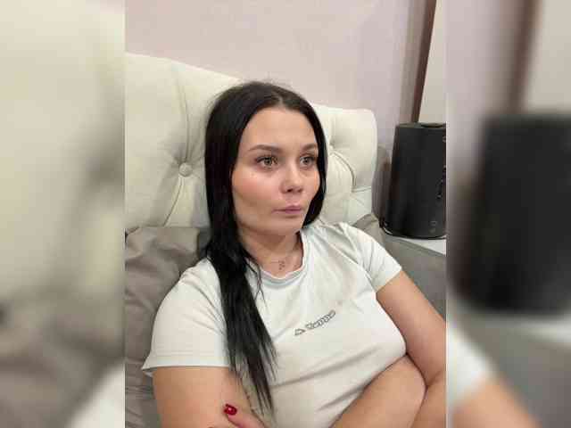 _Milashka_, live webcam girl, age 32, from Россия, streaming now, anaal spelen, kontneuken