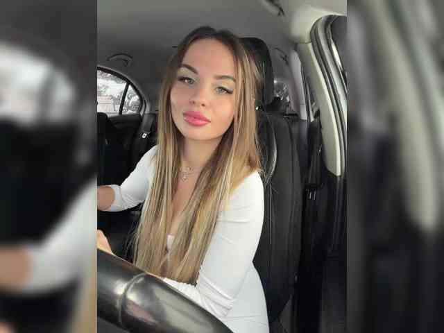 _Lally_, live webcam girl, age 29, from Россия, streaming now, anaal spelen, kontneuken