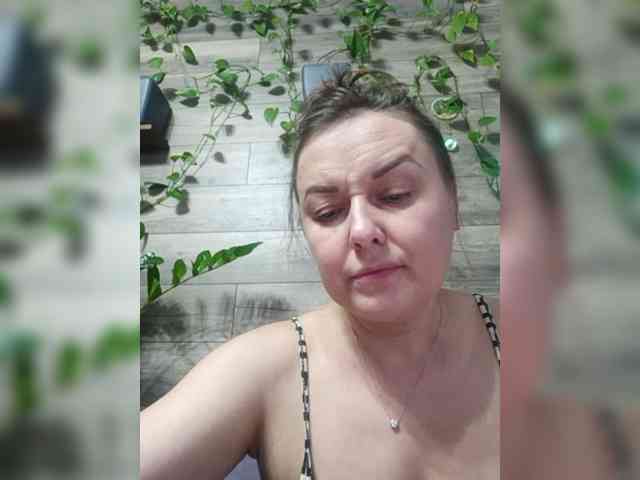 __Enigma__, live webcam girl, age 43, from Россия, streaming now, pijpbeurt, chatten