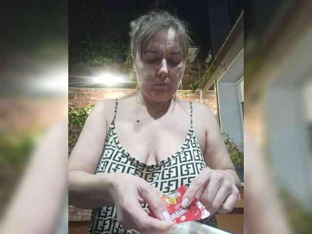 __Enigma__, live webcam girl, age 43, from Россия, streaming now, pijpbeurt, chatten