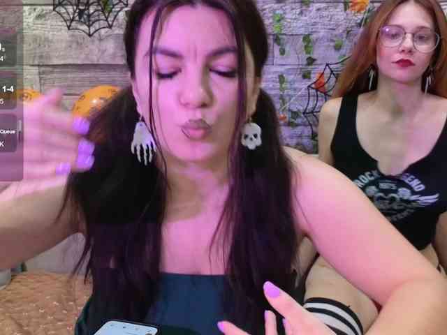 sosgirl1994, live webcam girl, age 31, from Россия, streaming now, anaal spelen, kont op mond
