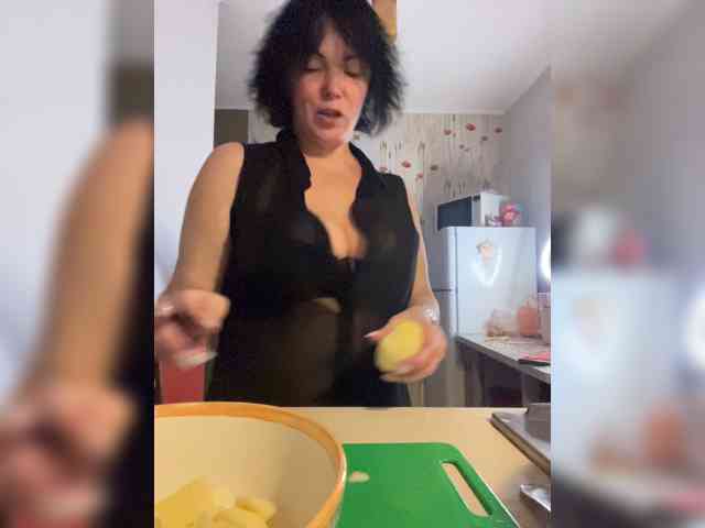 LouiseJenkin, live webcam girl, age 49, from Украина, streaming now, anaal spelen, camshow