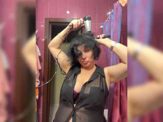 LouiseJenkin, live webcam girl, age 49, from Украина, streaming now, anaal spelen, camshow