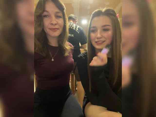 AHaHac_HaxpeH_B_yHuTa3, live webcam girl, age 26, from Америка, streaming now, kont op mond, ballikken