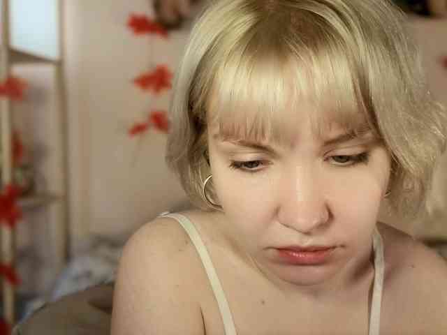 LadyAnny, live webcam girl, age 28, from Россия, streaming now, anaal spelen, aziatische massage