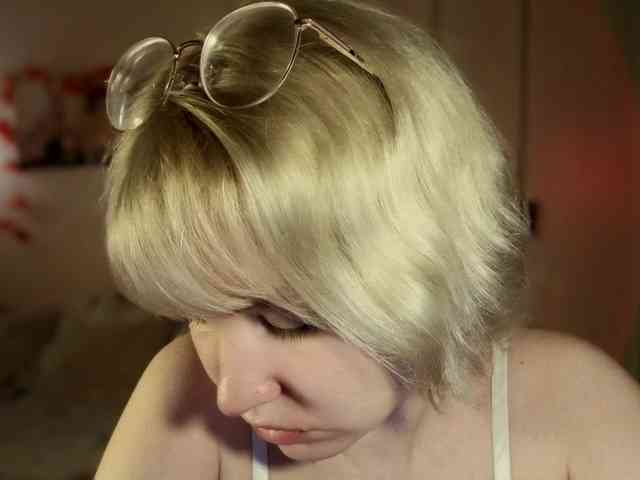LadyAnny, live webcam girl, age 28, from Россия, streaming now, anaal spelen, aziatische massage