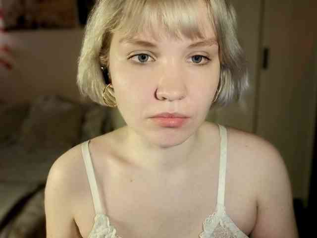 LadyAnny, live webcam girl, age 28, from Россия, streaming now, anaal spelen, aziatische massage