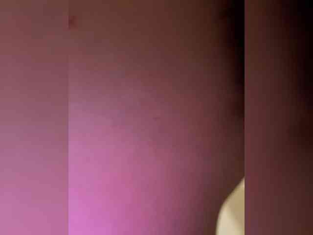 profiterolee, live webcam girl, age 20, from USA, streaming now, kontneuken, kontlikken