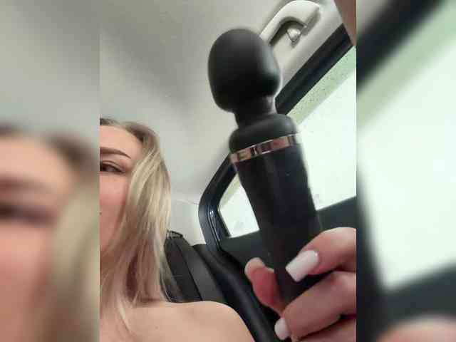 -Lovensesgirl-, live webcam girl, age 23, from Россия, streaming now, anaal spelen, kontneuken