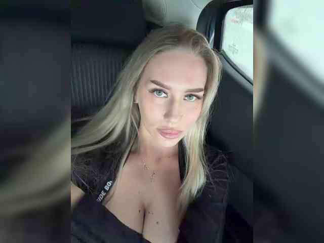 -Lovensesgirl-, live webcam girl, age 23, from Россия, streaming now, anaal spelen, kontneuken