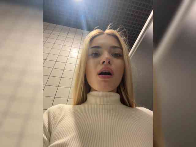 obsessed_with_me, live webcam girl, age 21, streaming now, dansen, dildo spelen