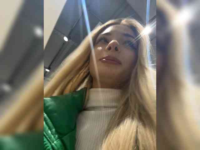 obsessed_with_me, live webcam girl, age 21, streaming now, dansen, dildo spelen