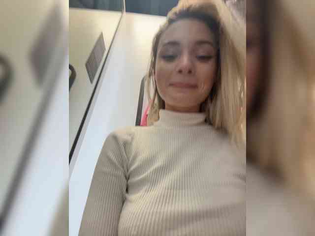 obsessed_with_me, live webcam girl, age 21, streaming now, dansen, dildo spelen
