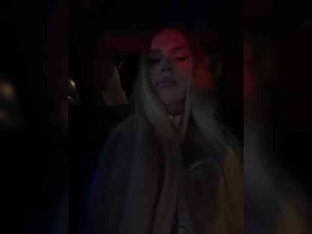 ALVUWKA, live webcam girl, age 25, from Россия, streaming now, camshow, chatten