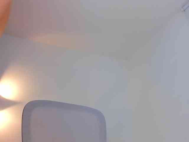 RebeccaBaxter, live webcam girl, age 23, from COLOMBIA, streaming now, kontvingeren, pijpbeurt