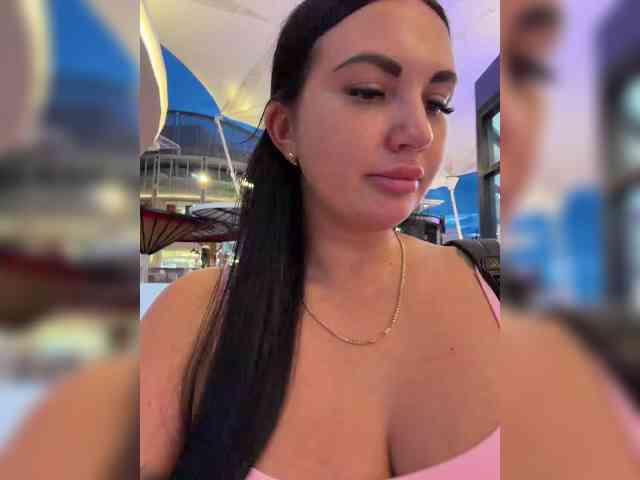 KROSHKA_N, live webcam girl, age 35, from RUSSIA, streaming now, camshow, chatten