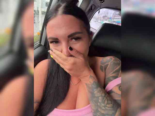 KROSHKA_N, live webcam girl, age 35, from RUSSIA, streaming now, camshow, chatten