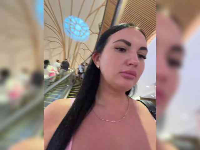 KROSHKA_N, live webcam girl, age 35, from RUSSIA, streaming now, camshow, chatten