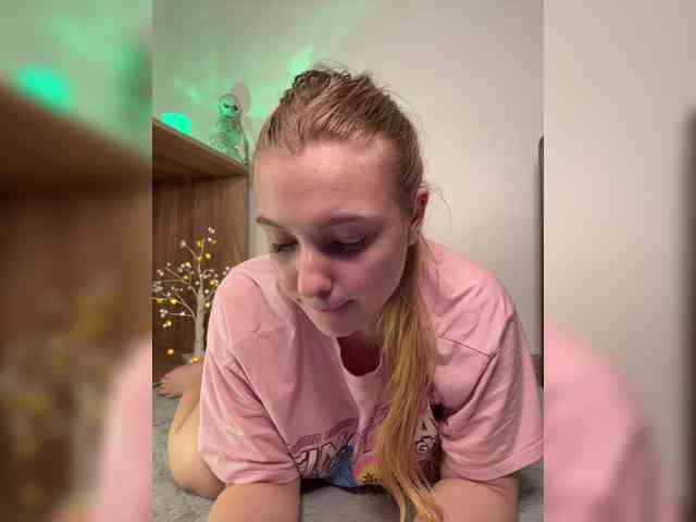 Jucielussie, live webcam girl, age 18, streaming now, kontvingeren, kontneuken