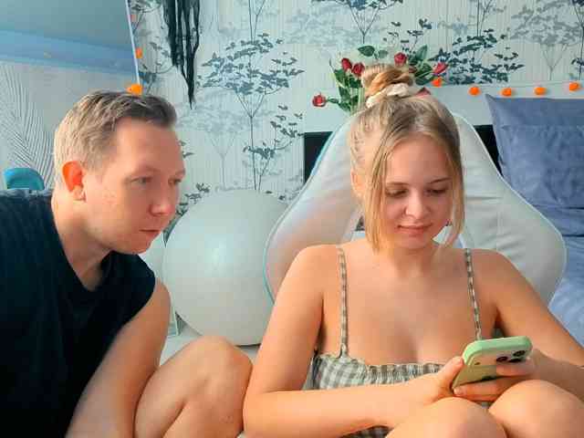 Cornflakes, live webcam girl, age 22, from Россия, streaming now, chatten, dansen