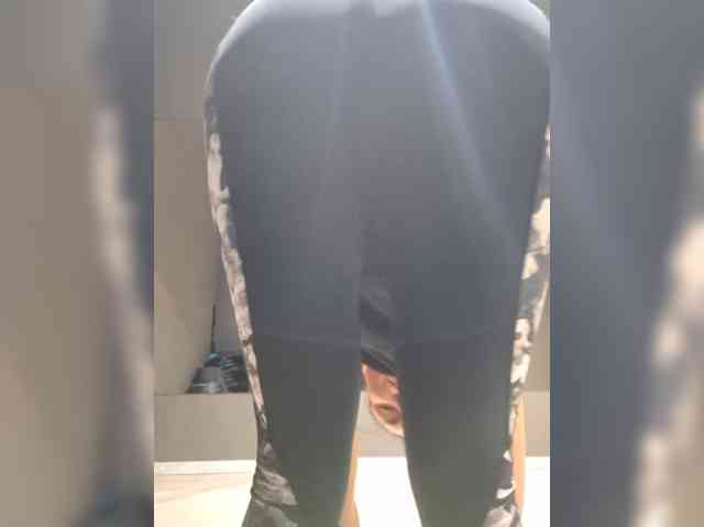 DIVo_0RA, live webcam girl, age 30, from Россия, streaming now, kontneuken, ballikken