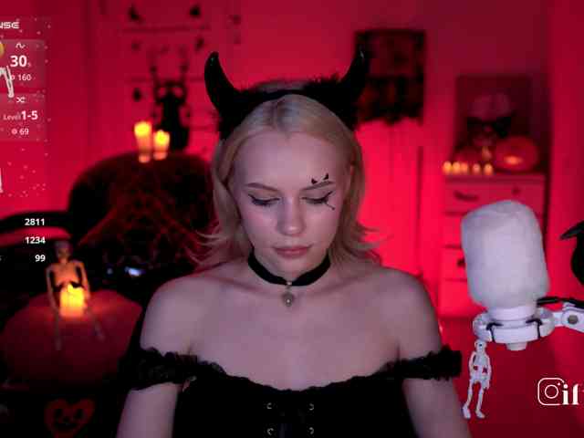 fymryn, live webcam girl, age 21, from Россия, streaming now, chatten, dansen