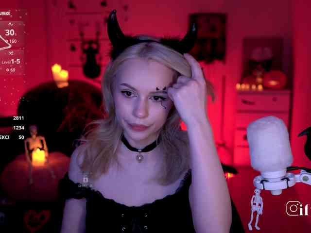 fymryn, live webcam girl, age 21, from Россия, streaming now, chatten, dansen