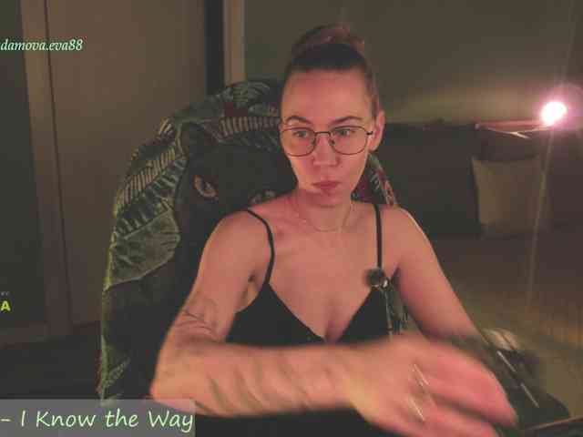 Adamova_Eva, live webcam girl, age 33, from Россия, streaming now, chatten, zaadming