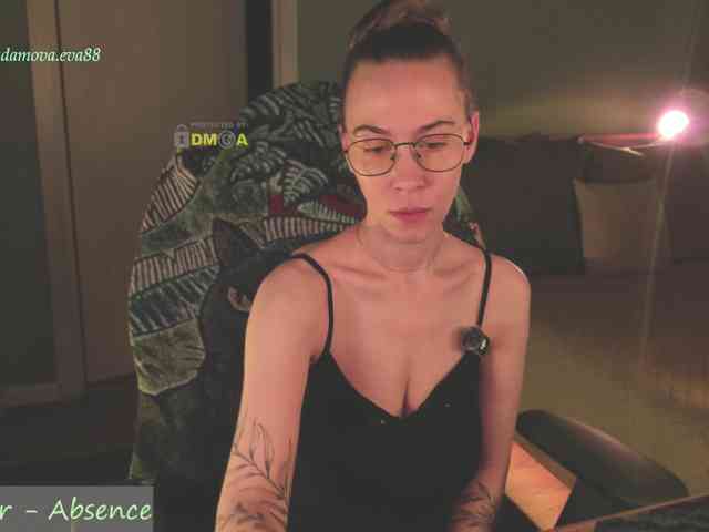 Adamova_Eva, live webcam girl, age 33, from Россия, streaming now, chatten, zaadming
