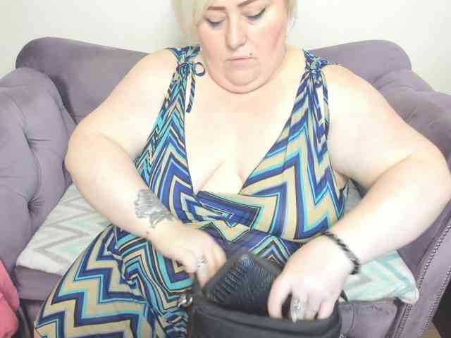 fashiona, live webcam girl, age 45, from Россия, streaming now, ballikken, pijpbeurt