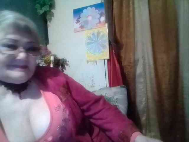 lelaniy, live webcam girl, age 55, streaming now, anaal spelen, kontneuken