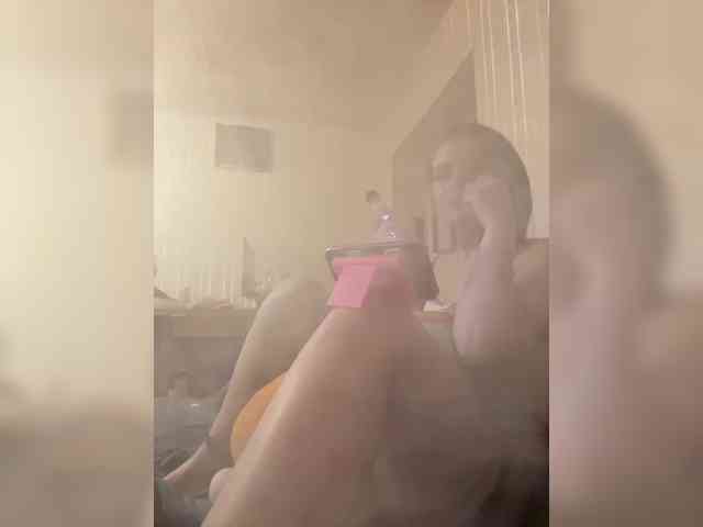 Letti28, live webcam girl, age 29, from Россия, streaming now, trio, anaal spelen