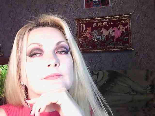 JanessNE, live webcam girl, age 43, from POLAND, streaming now, chatten, dansen