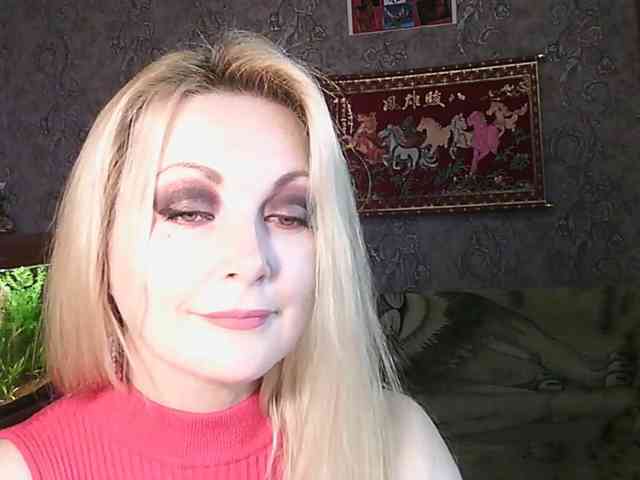 JanessNE, live webcam girl, age 43, from POLAND, streaming now, chatten, dansen