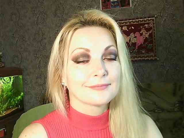 JanessNE, live webcam girl, age 43, from POLAND, streaming now, chatten, dansen