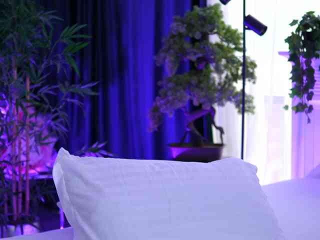 ArtTeasee, live webcam girl, age 25, streaming now, pijpbeurt, zaadming