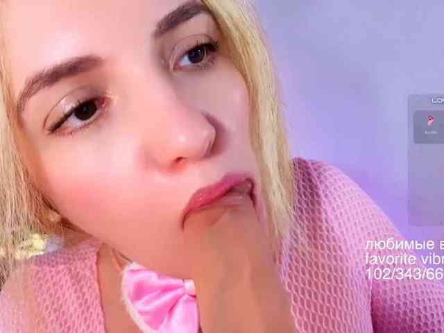 Kris_honey, live webcam girl, age 21, from Россия, streaming now, anaal spelen, kontneuken