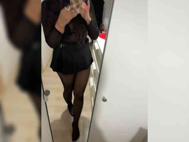 Liza_Klitorchuk, live webcam girl, age 30, from Россия, streaming now, kontvingeren, ballikken