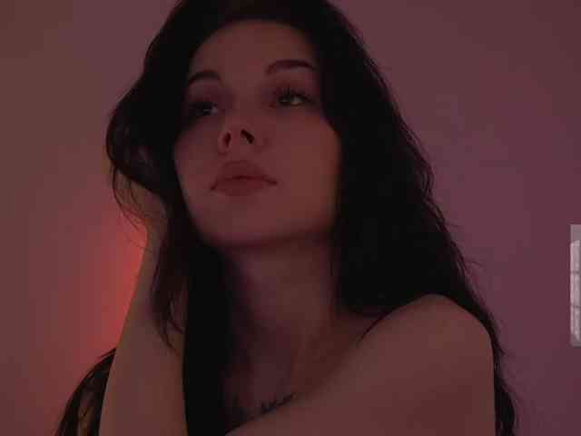 Akaruii, live webcam girl, age 25, from Россия, streaming now, pijpbeurt, chatten
