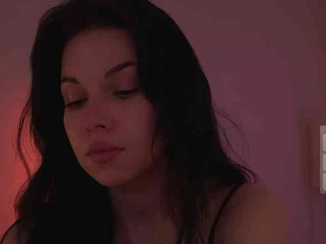 Akaruii, live webcam girl, age 25, from Россия, streaming now, pijpbeurt, chatten