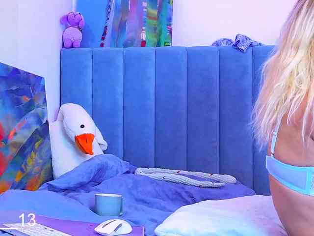 Angelina_1, live webcam girl, age 19, from Россия, streaming now, anaal spelen, kontneuken