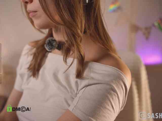 SashiMia, live webcam girl, age 23, from Россия, streaming now, pijpbeurt, camshow