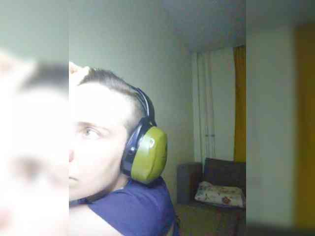 Magretta_Dering, live webcam girl, age 37, from RUSSIA, streaming now, camshow, chatten