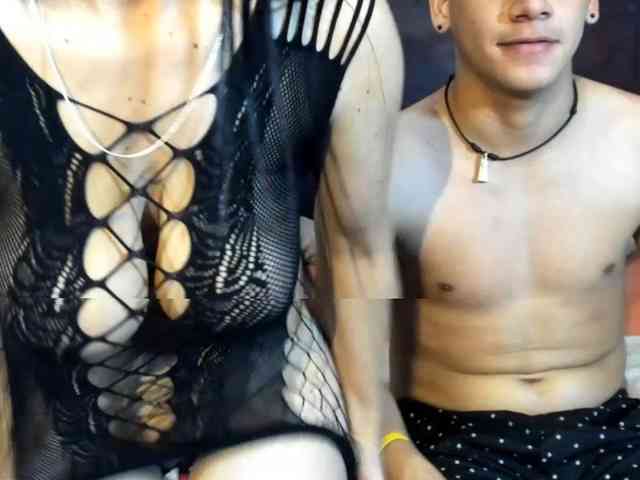 beatifulvene, live webcam girl, age 22, from COLOMBIA, streaming now, trio, anaal spelen