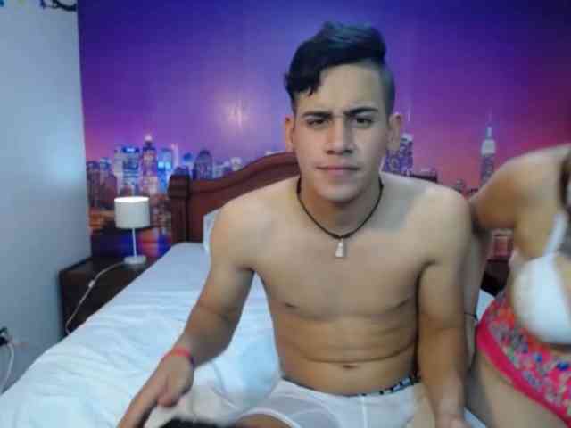 beatifulvene, live webcam girl, age 22, from COLOMBIA, streaming now, trio, anaal spelen